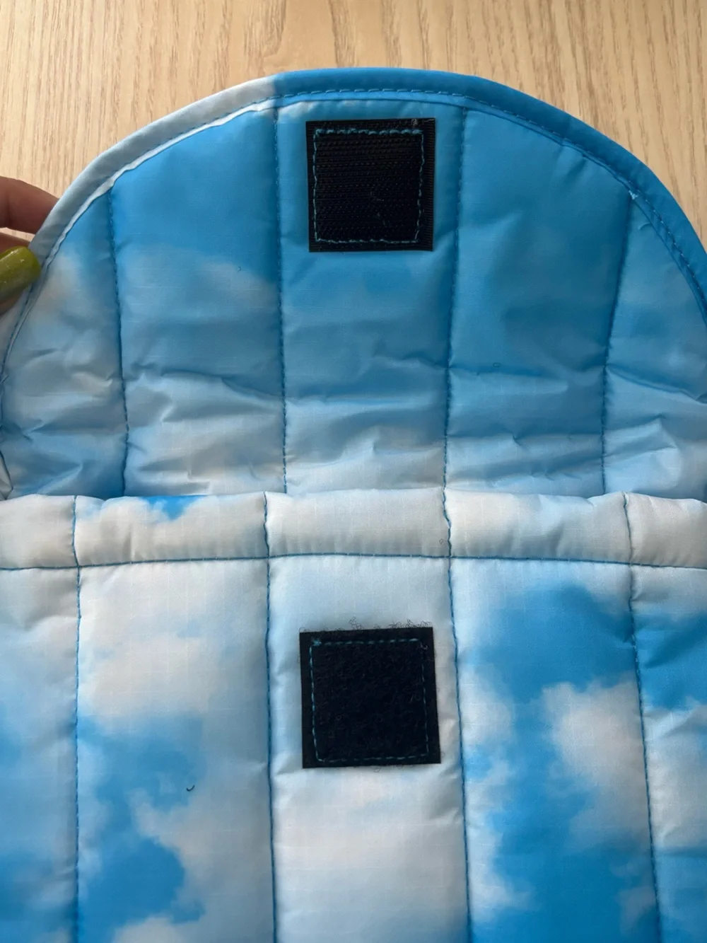 baggu clouds puffy laptop sleeve 13/14” (rare)